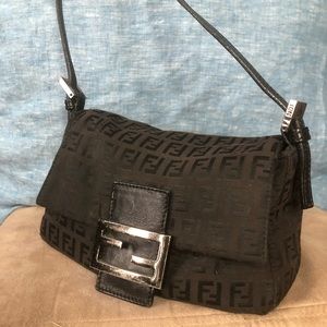 FENDI VINTAGE BLACK MONOGRAM BAG